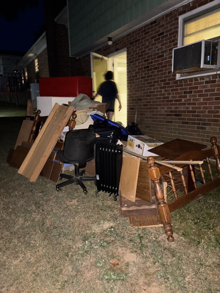 Mr Trash Dumpster Rentals photo