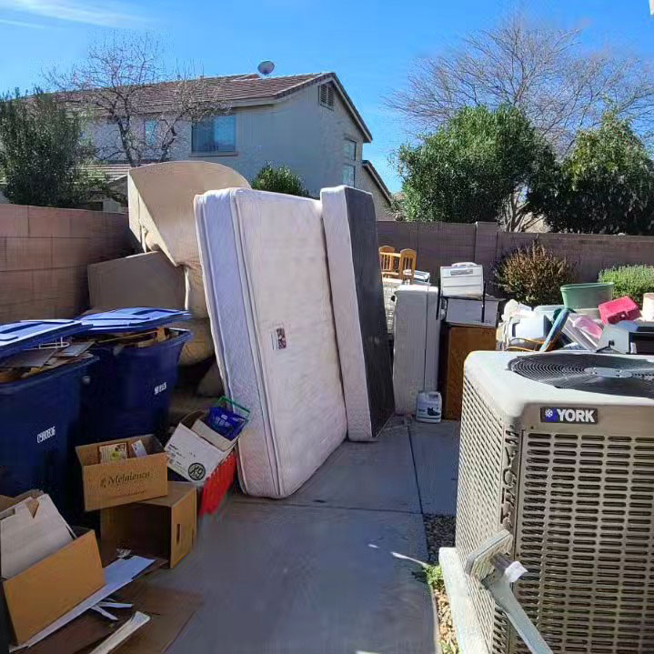 Rodriguez Enterprise, LLC - Junk Removal and Hauling photo