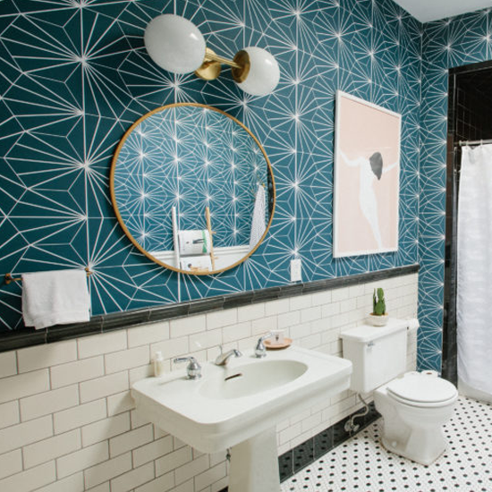 blue and white modern bathroom wallpaper