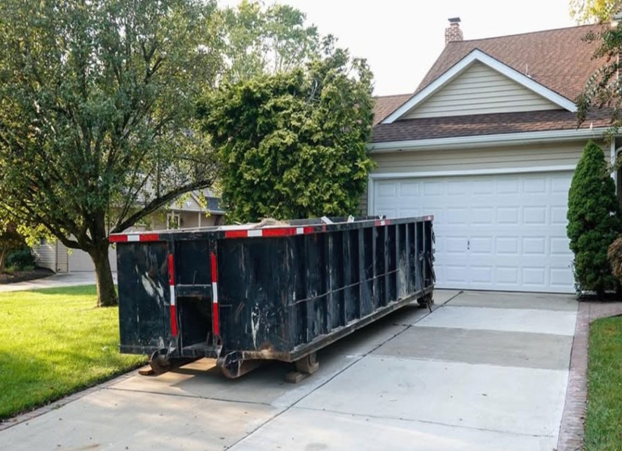 Bayside Dumpsters LLC photo