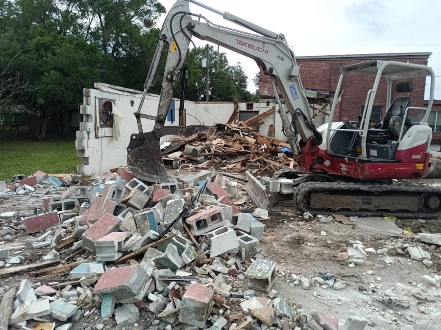 Charlie Brown's Hauling & Demolition, Inc photo