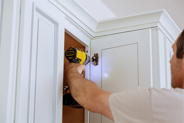 Kitchen cabinet install