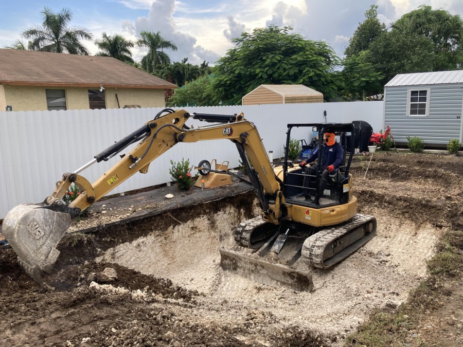 Mosquera's Demolition Corp photo