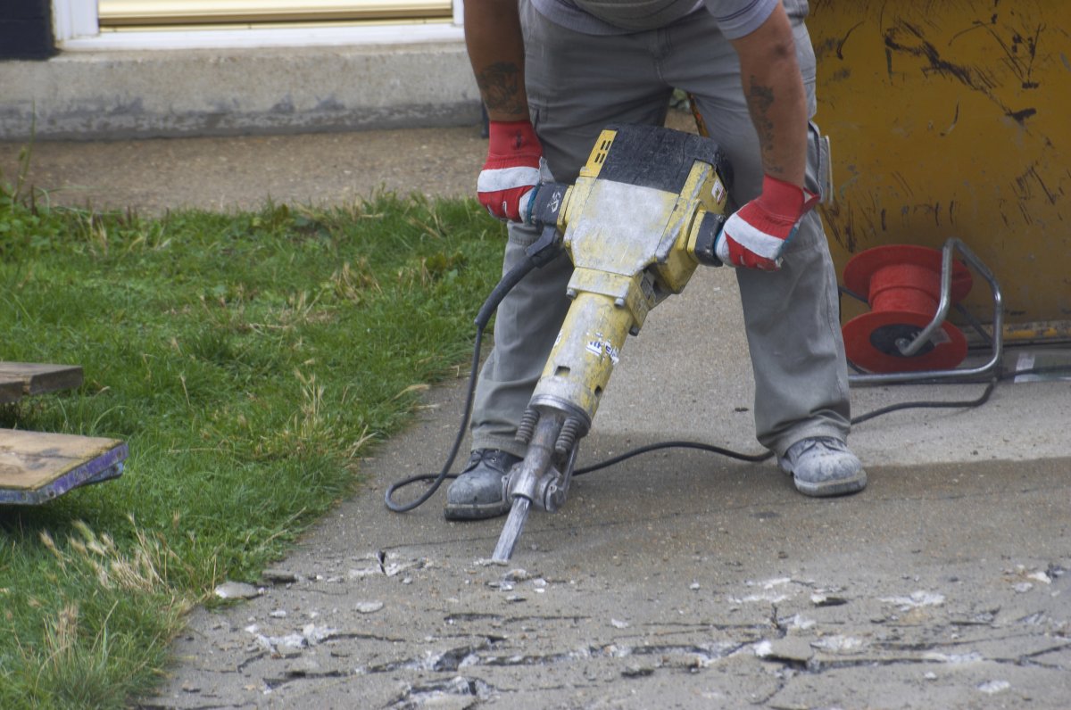 experienced concrete removers make light work of concrete removal
